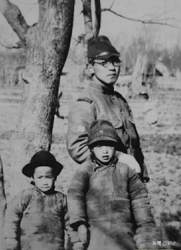 23張罕見照：慈禧坐兒媳婦中間，貴婦酷似女明星，日軍推倒國父像