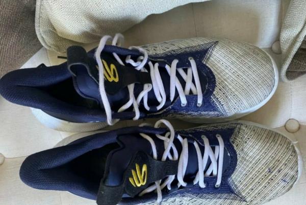 庫裡9代曝光！外形好似休閒鞋，中底科技沒變化，UA不想玩啦？