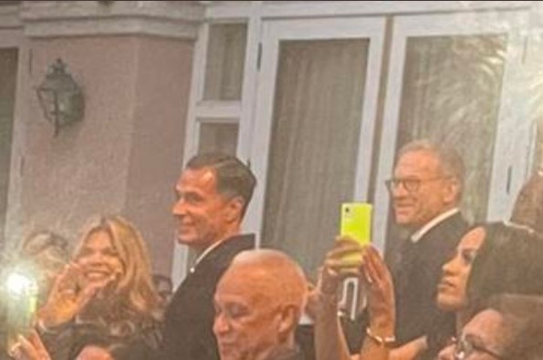 卡利帕裡和考辛斯參加戴維斯婚禮 佩林卡和蘭比斯也在婚禮現場