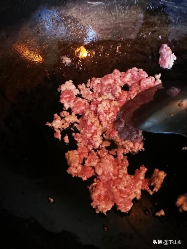 今天吃豆腐,王家家常青菜肉沫豆腐,拌飯吃噴噴香 今天吃豆腐,王家家常青菜肉沫豆腐,拌飯吃噴噴香