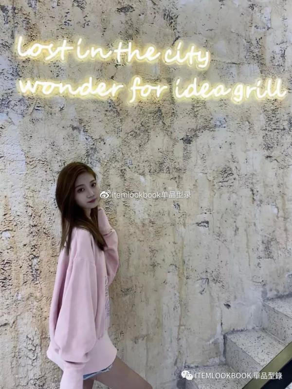 陳小紜被嘲“情商低”?學了冪式穿搭,卻忘了學習冪式的高情商… 陳小紜被嘲“情商低”?學了冪式穿搭,卻忘了學習冪式的高情商…