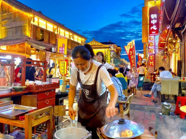 浙江賓利姐：出生貧農，身價已超20億，聲稱誰娶了她就送誰賓利車