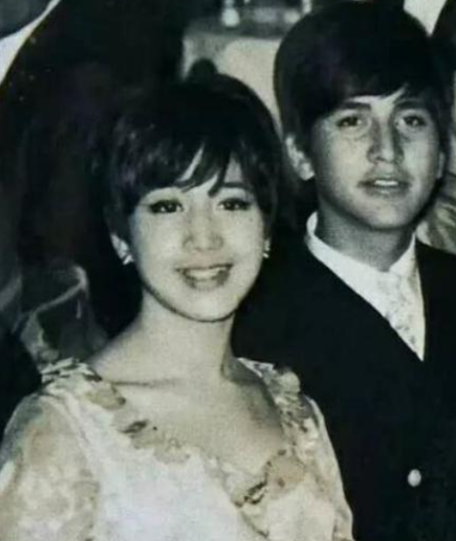 賭王長女何超英：從“最美千金”到“精神失常”，是誰害了她？