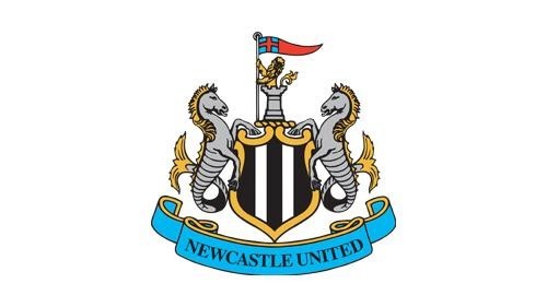 戴著頭巾喝酒？紐卡官方呼籲球迷：不要刻意穿戴阿拉伯服飾看球