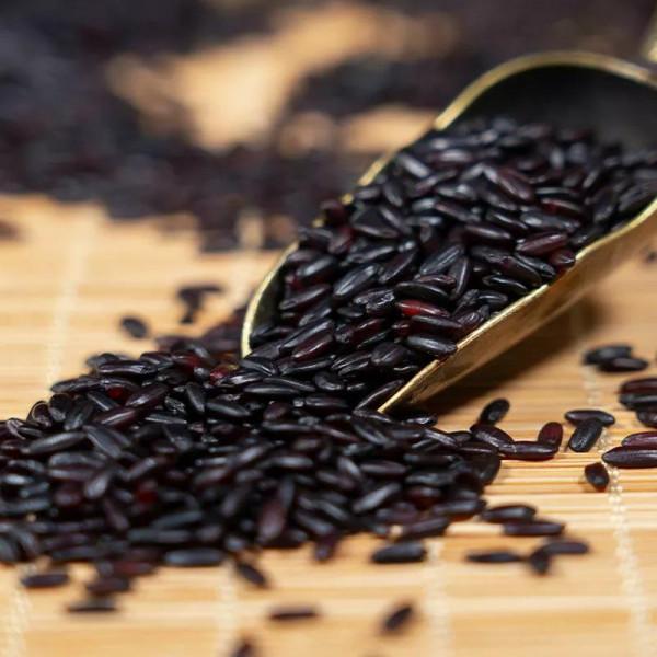 小雪後女人要多吃“3紅3黑”,少吃2樣,營養充足增強抵抗力 小雪後女人要多吃“3紅3黑”,少吃2樣,營養充足增強抵抗力