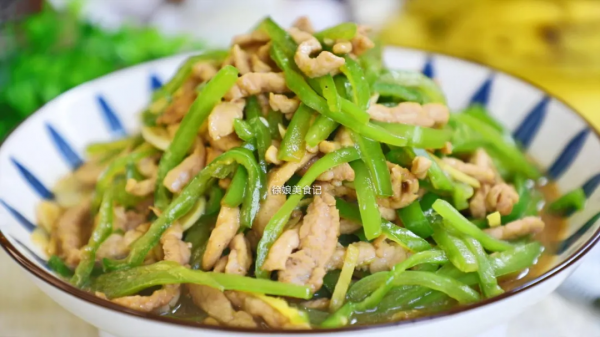 青椒炒肉絲最下飯的做法,肉絲滑嫩青椒爽口,關鍵技巧全在這裡 青椒炒肉絲最下飯的做法,肉絲滑嫩青椒爽口,關鍵技巧全在這裡