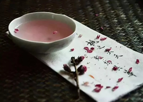 三觀不同,不適合一起喝酒 三觀不同,不適合一起喝酒