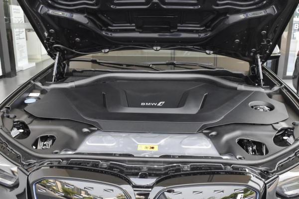 寶馬iX3:純電續航里程490km,286馬力,指導價43.99萬,造型討喜 寶馬iX3:純電續航里程490km,286馬力,指導價43.99萬,造型討喜