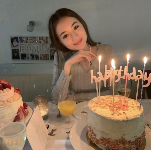 日德“奇蹟美少女”降落凡間!這氣質確定只有15歲? 日德“奇蹟美少女”降落凡間!這氣質確定只有15歲?