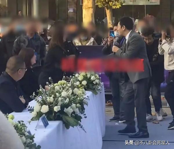 10位被以為落魄過氣的明星，私下靠做生意成富豪，一塊表上千萬