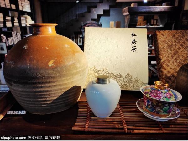 秋日小確幸|在復古風的溫柔書鄉閱覽屬於自己的星河大海 秋日小確幸|在復古風的溫柔書鄉閱覽屬於自己的星河大海