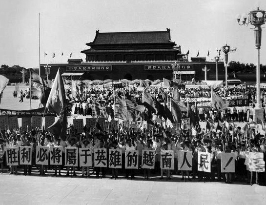 毛主席發出強硬宣告,尼克松慌了,要出動規模空前的航母艦隊 毛主席發出強硬宣告,尼克松慌了,要出動規模空前的航母艦隊