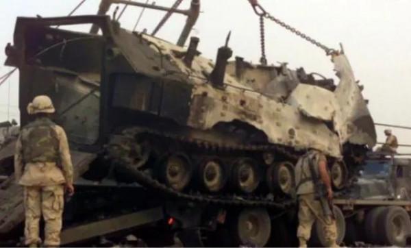 “坑蛙烤雞”的美國AAV-7兩棲戰車