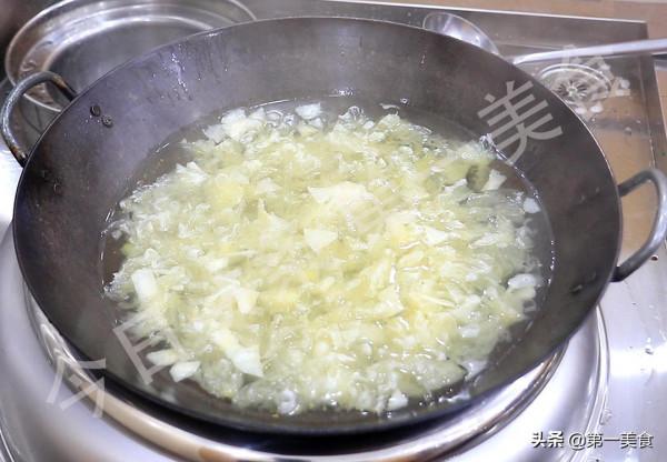 冬天又幹又冷，多給孩子吃這6種補水蔬菜，營養豐富，常吃身體棒