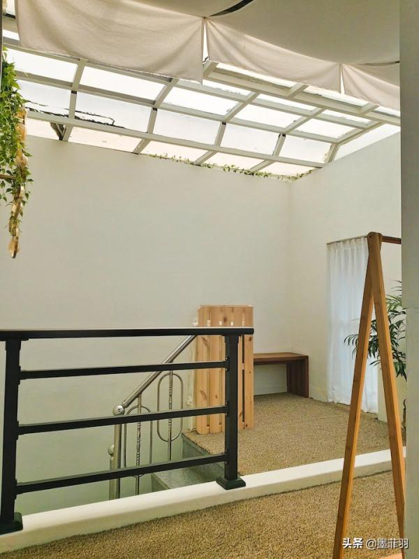 單身漢頂著壓力買下小複式,產證70平白得30平大露臺!太快活了 單身漢頂著壓力買下小複式,產證70平白得30平大露臺!太快活了