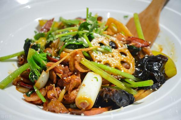 做菜很難嗎？掌握這22種調味原理，讓你也能秒變大廚