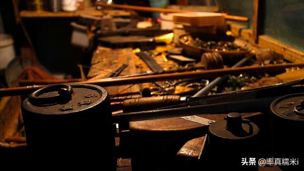 工業對於國民經濟部門的構成起著重要的作用 工業對於國民經濟部門的構成起著重要的作用