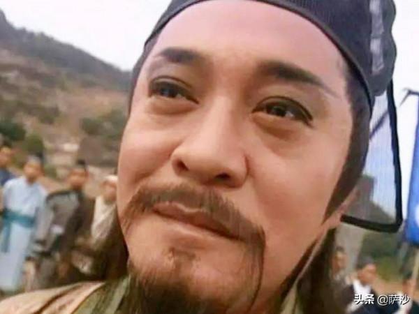 笑傲江湖中的華山派為什麼特別窮？窮成這樣還學人稱霸武林呢