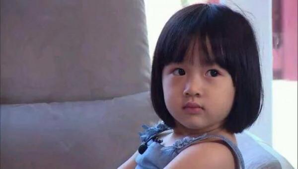 《爸爸去哪兒5》重聚，吳尊曬照懷念爸爸去哪兒，這些女娃變化大