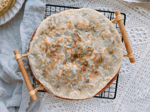 浙江美食梅乾菜餅，幾十年老配方，餡料鹹香，餅皮鬆軟涼了也不硬