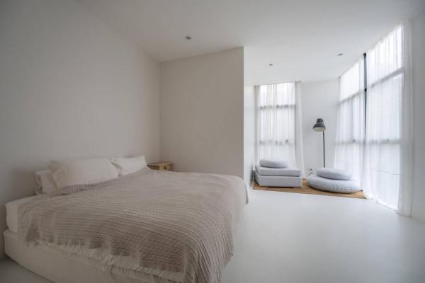 雙層別墅不豪裝,上有露臺花園下有庭院泳池,這才是我向往的豪宅 雙層別墅不豪裝,上有露臺花園下有庭院泳池,這才是我向往的豪宅