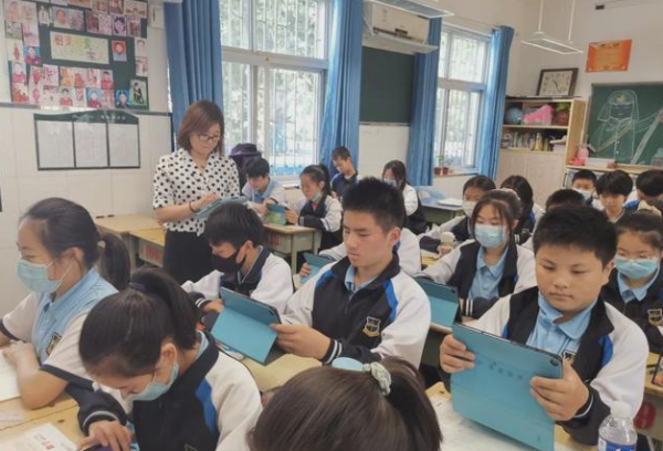 初中生這四種行為，實際上是在“假努力”，老師一眼就能看出來