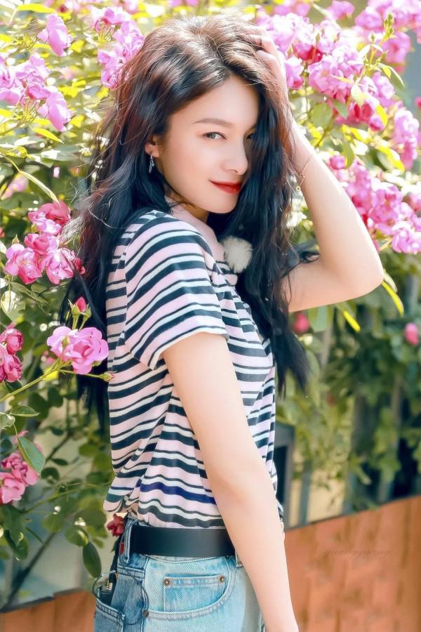 又美又颯：傅菁