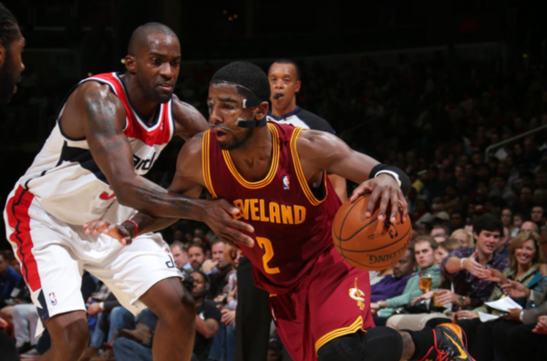 小球員花裡胡哨的違例動作引熱議！杜蘭特和小托馬斯：糟糕的籃球