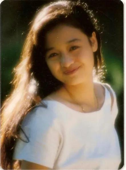 伍宇娟：和周迅共同愛上賈宏聲，事業巔峰欠下鉅債，結局如何？