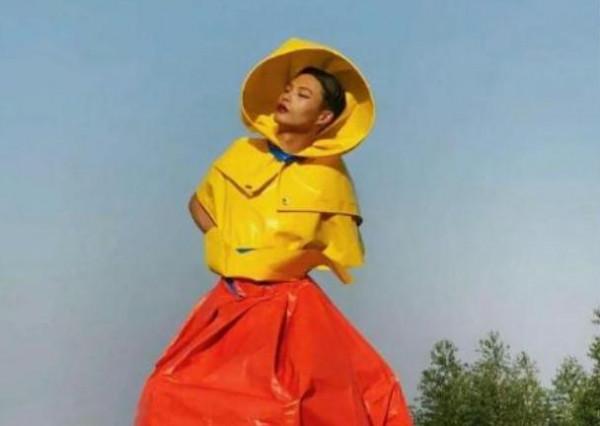 山村小路到巴黎時裝週，被罵“變態”的農村男孩，如何封神海外？