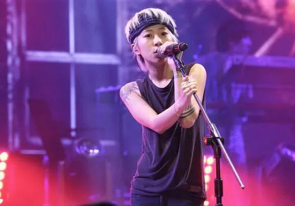 8位不靠父母的星二代,有演技有作品,最大的43歲,最小的24歲 8位不靠父母的星二代,有演技有作品,最大的43歲,最小的24歲