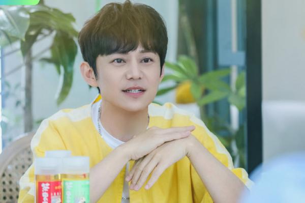 芒果臺被曝禁止主持人接外綜,何炅等人遭限制,《拜冰》或將換人 芒果臺被曝禁止主持人接外綜,何炅等人遭限制,《拜冰》或將換人