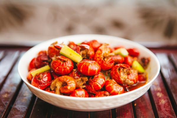 最受山東人歡迎的6道下酒菜，好吃不貴簡單美味，喝酒人的最愛