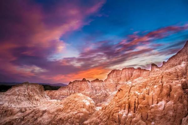 走進喀斯特密境