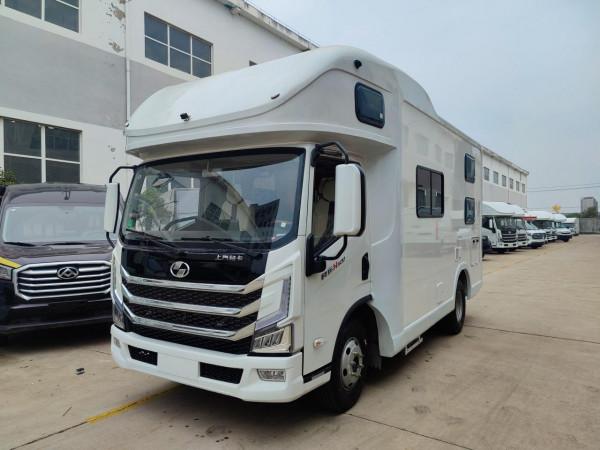 輕卡房車,上汽躍進H500底盤打造,給你一個移動的家 輕卡房車,上汽躍進H500底盤打造,給你一個移動的家