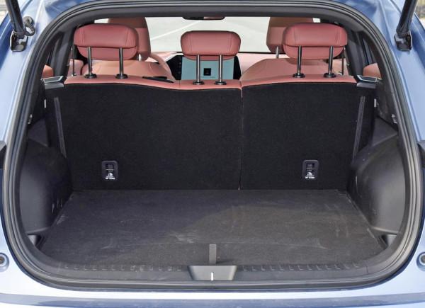 家用車建議買帶主動安全預警系統的,這三款國產SUV空間大還耐用 家用車建議買帶主動安全預警系統的,這三款國產SUV空間大還耐用