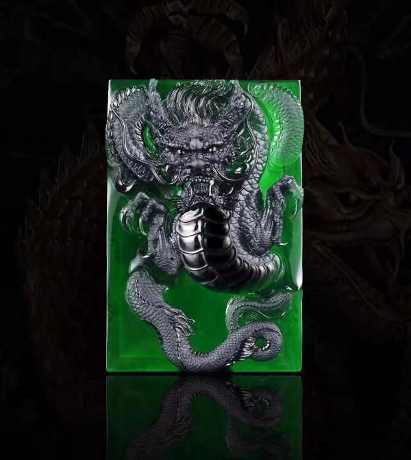 記錄鄒萬通師傅雕刻的龍牌過程，這才是真正的大師雕工