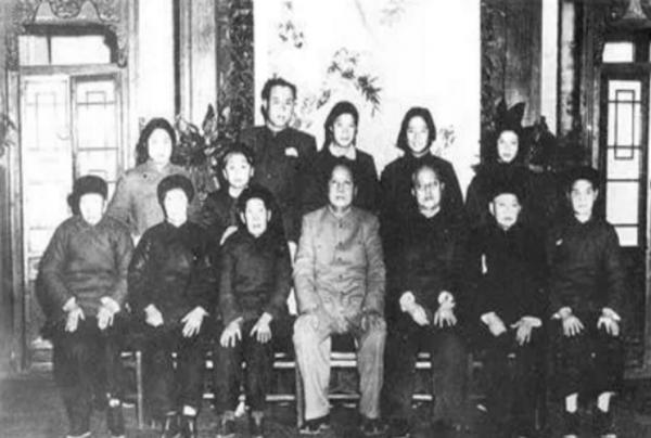 1919年，毛澤東的母親病逝，主席信中寫道她“損己利人”，為何？