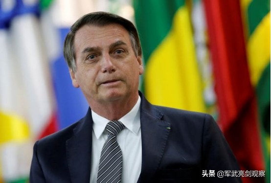 巴西死亡人數直追美國，博索羅納被要求下臺，看他都幹了什麼蠢事