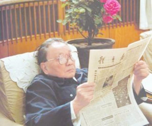 1978年,有人在紐約報紙上勸他戒菸,鄧小平的回覆很“小平同志” 1978年,有人在紐約報紙上勸他戒菸,鄧小平的回覆很“小平同志”