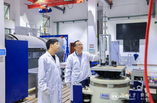 湖南這位教授:手握17項專利,攻克技術難題,成果在美國“最大機構”應用! 湖南這位教授:手握17項專利,攻克技術難題,成果在美國“最大機構”應用!