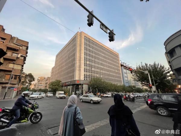 落地伊朗後認識華人阿銘，他是從阿富汗死裡逃生的新冠重症患者