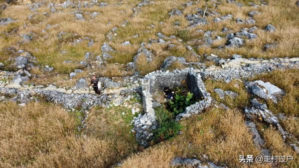 英德巖背石頭城，風光獨特，這裡有傳說中的寶藏