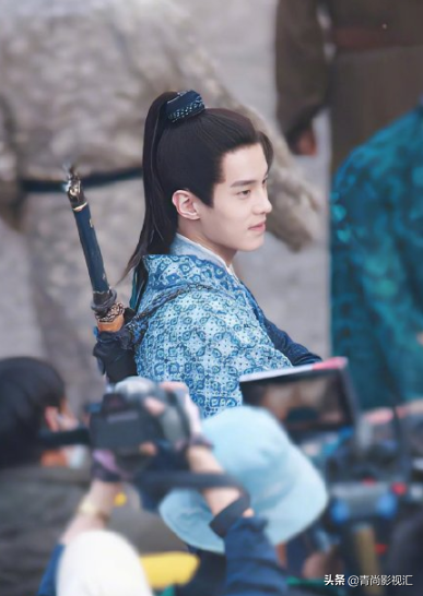 新版《仙劍》再出路透，林月如紅衣亮相，意外撞臉白鹿經典角色？