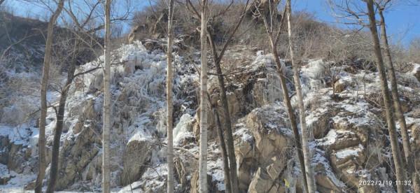 緊緊抓住冬天的尾巴 到嶺角(靈溪)來看冰瀑