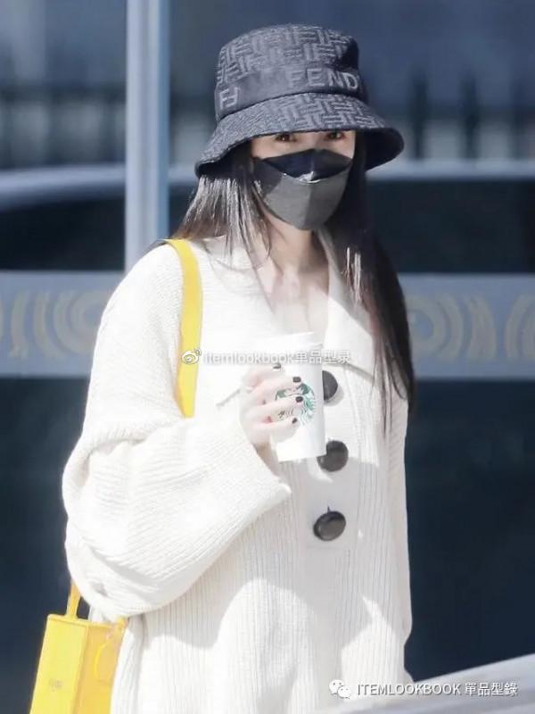 陳小紜被嘲“情商低”?學了冪式穿搭,卻忘了學習冪式的高情商… 陳小紜被嘲“情商低”?學了冪式穿搭,卻忘了學習冪式的高情商…