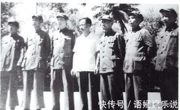 獲得三枚“一級勳章”的馮白駒，建國後為什麼沒有任何軍銜？