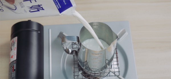 用法壓壺、打蛋器做奶沫靠譜麼? 用法壓壺、打蛋器做奶沫靠譜麼?