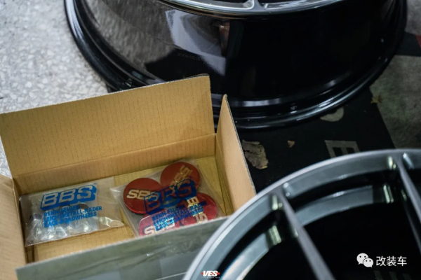 油價太貴被迫買Model 3高效能版,幫老婆磨合新車順便改裝玩玩 油價太貴被迫買Model 3高效能版,幫老婆磨合新車順便改裝玩玩