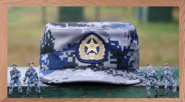 這組新兵“滿月照”,不要太有創意! 這組新兵“滿月照”,不要太有創意!